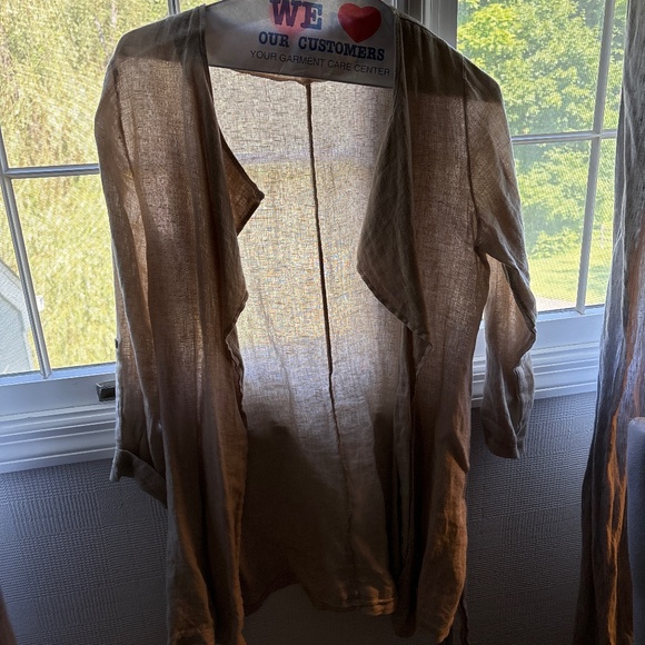 Over layer - Picture 1 of 1